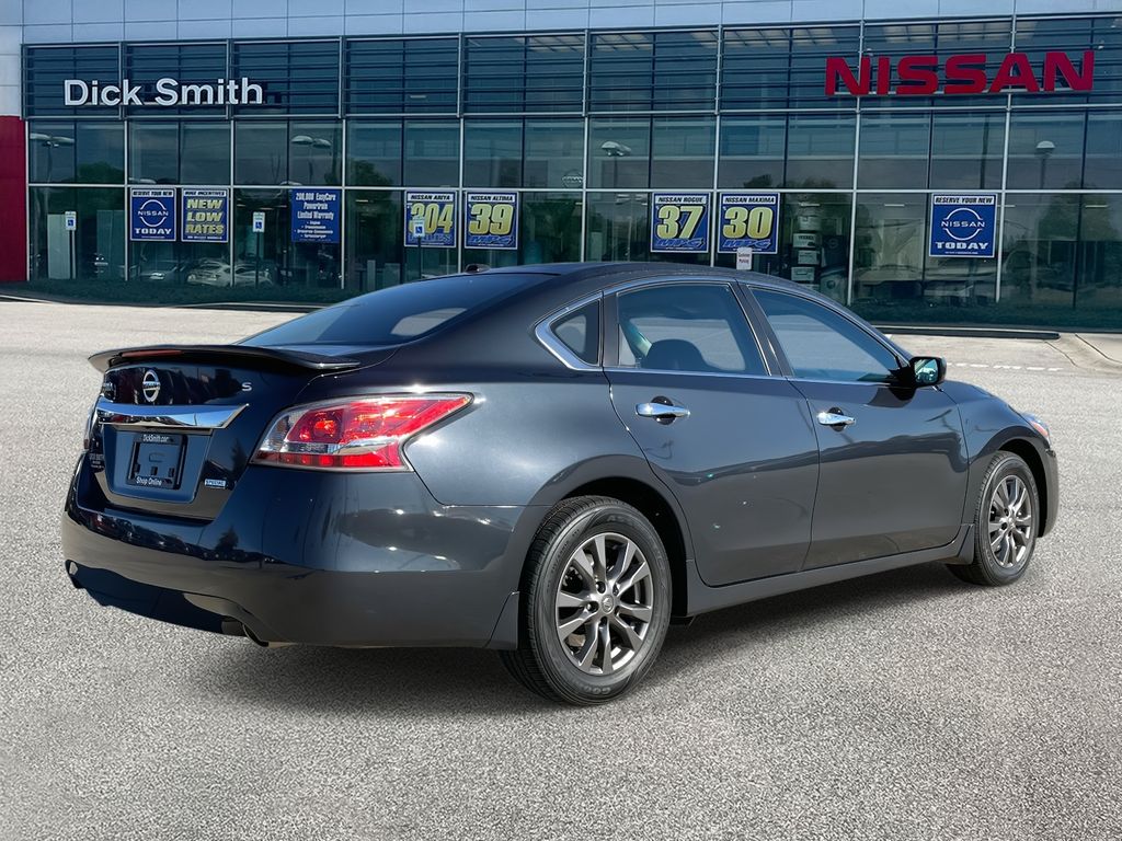 2015 Nissan Altima 2.5 S photo 3