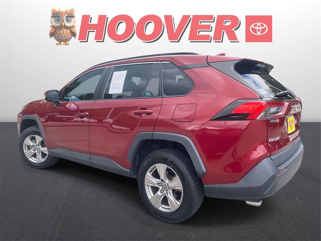 2022 Toyota RAV4 XLE photo 4