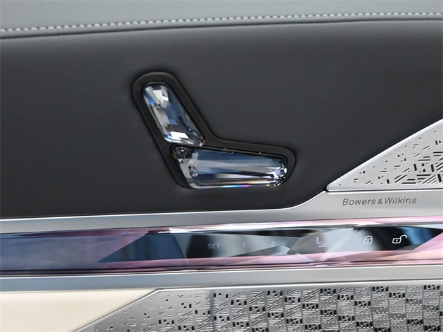 2025 Bmw 740i photo 19