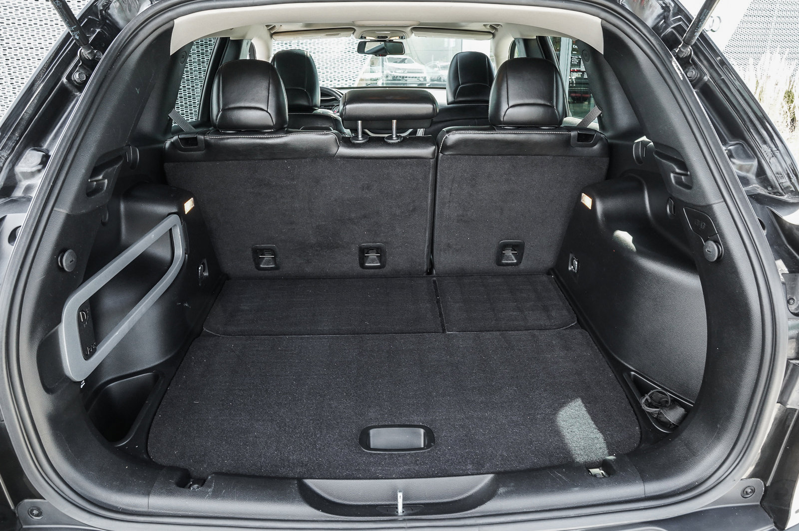 2015 Jeep Cherokee Limited photo 18