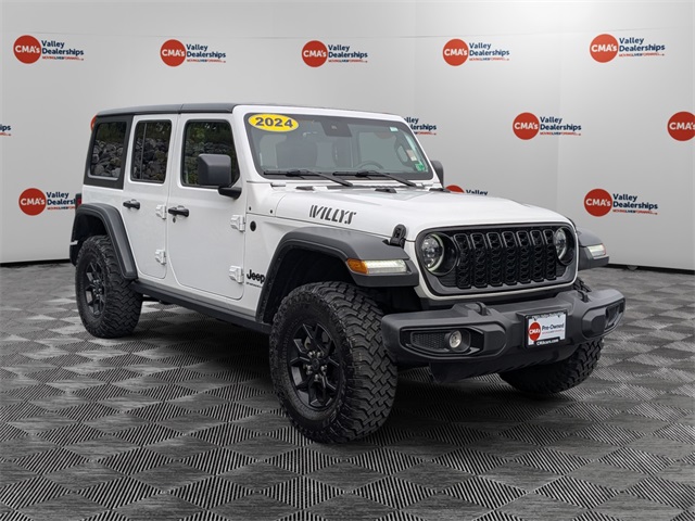 2024 Jeep Wrangler Willys photo 3