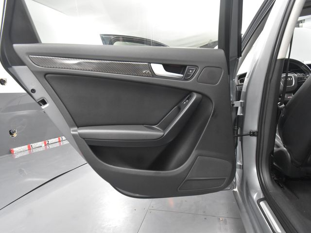 2010 Audi A4 2.0T Avant Premium Plus Quattro photo 29