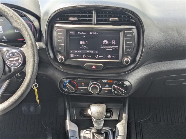 2024 Kia Soul LX photo 16