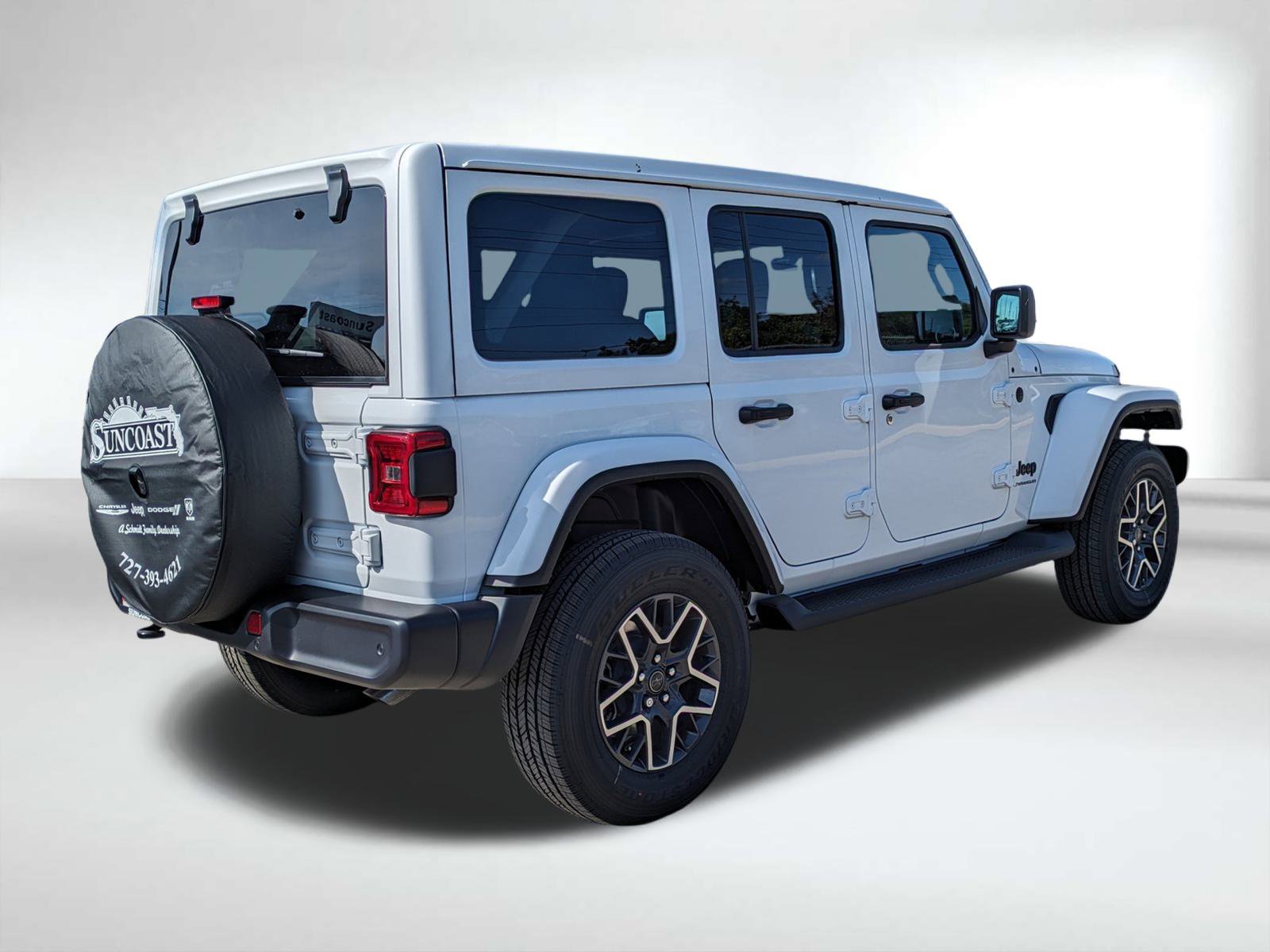 2026 Jeep Wrangler Sahara photo 4