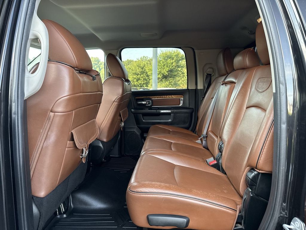 2018 Ram 3500 Laramie Longhorn photo 24