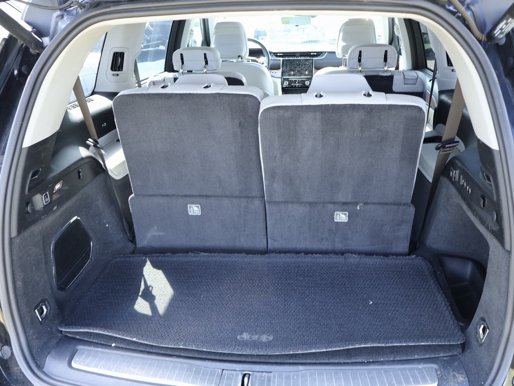 2021 Jeep Grand Cherokee L Summit photo 16