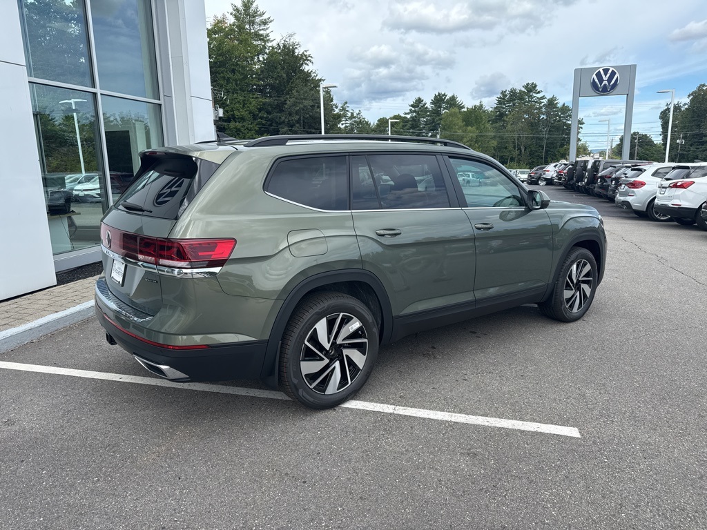 2026 Volkswagen Atlas SE Technology photo 9