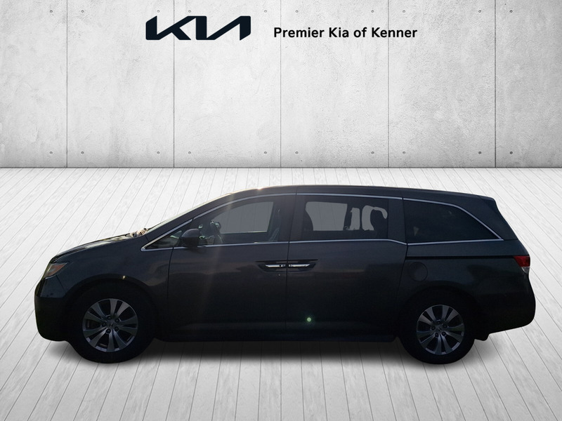 2016 Honda Odyssey EX-L photo 2