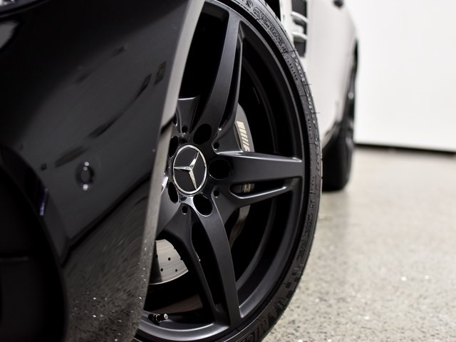 2019 Mercedes Benz AMG GT GT photo 4