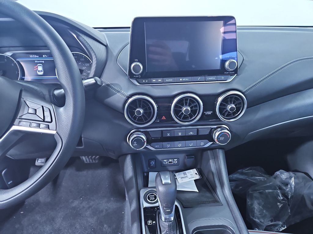 2025 Nissan Sentra SV photo 17