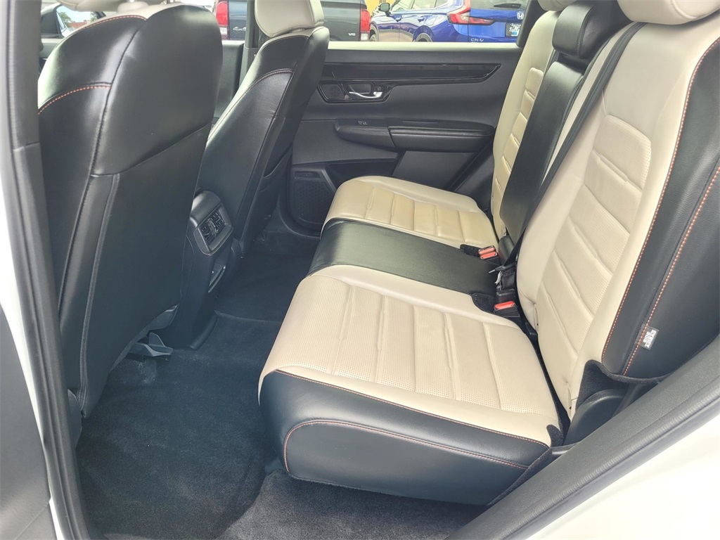 2024 Honda CR-V Hybrid Sport Touring photo 14