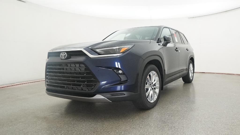 2026 Toyota Grand Highlander Platinum AWD photo 4