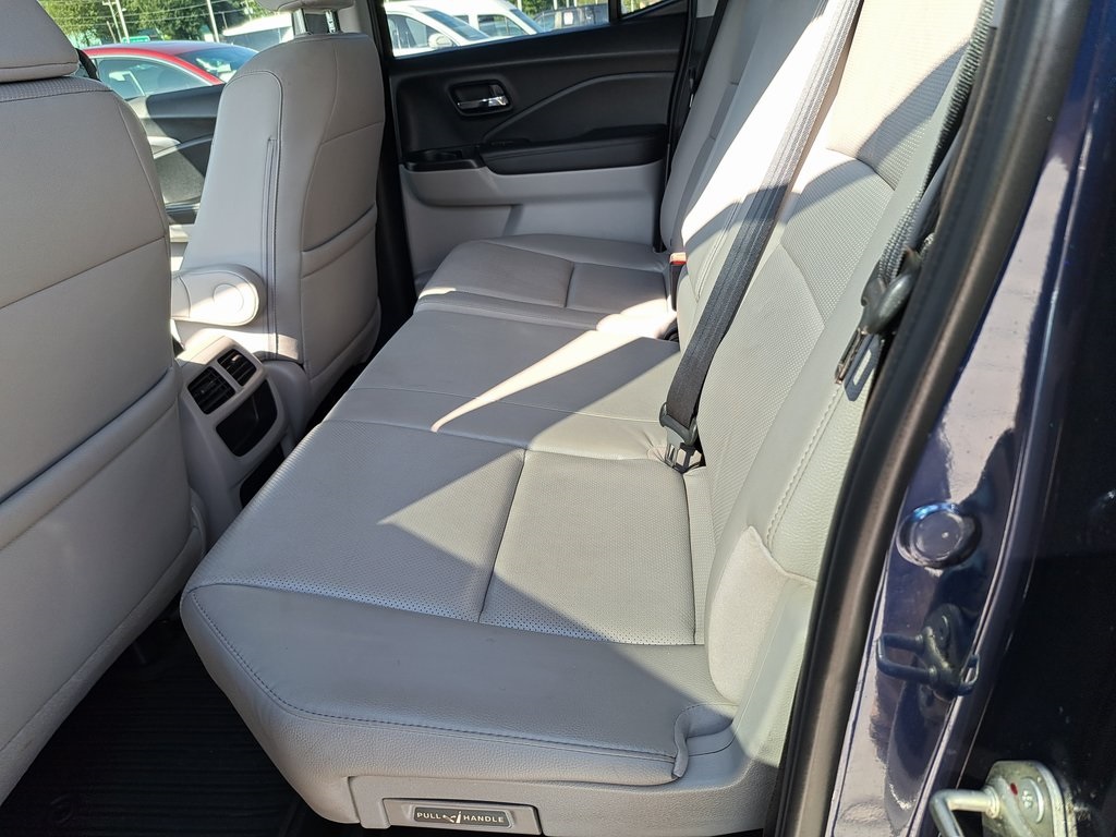 2018 Honda Ridgeline RTL-T photo 21