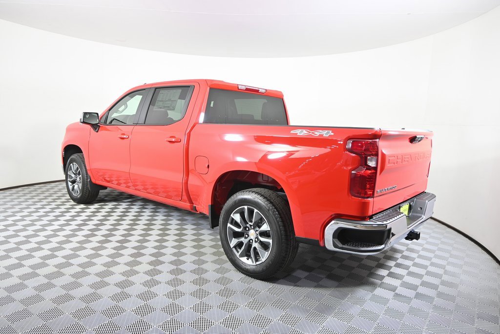 2026 Chevrolet Silverado 1500 LT photo 4
