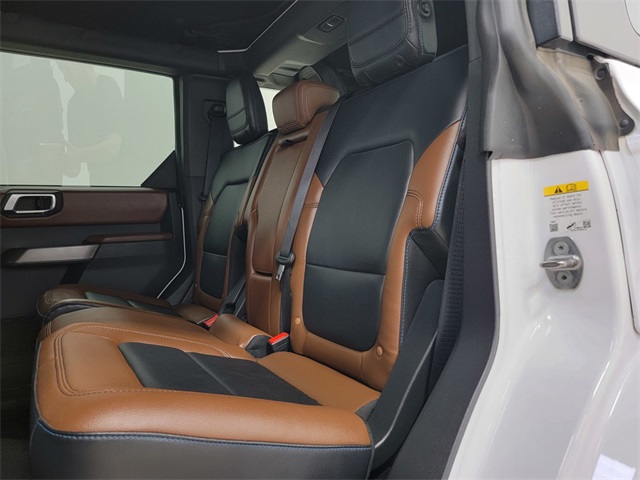 2023 Ford Bronco Outer Banks photo 15