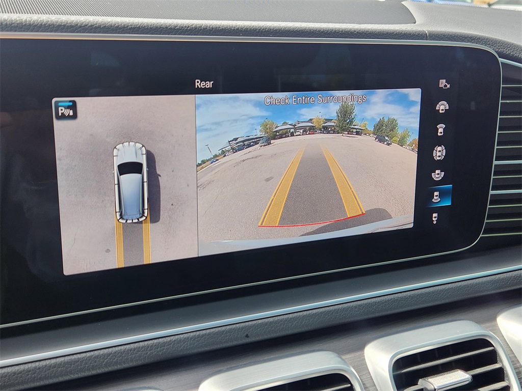 2022 Mercedes Benz GLS 450 4MATIC photo 23