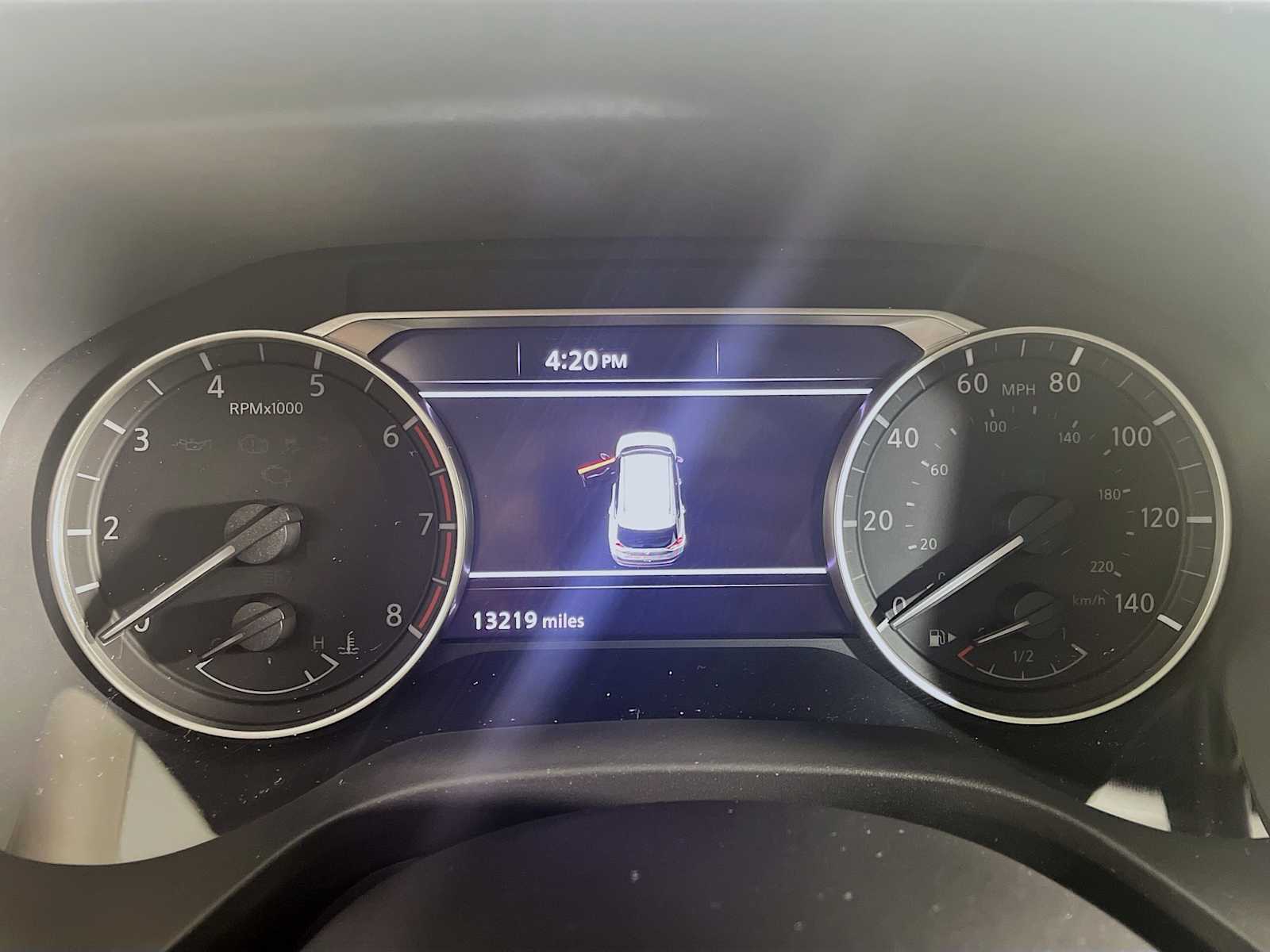 2022 Nissan Rogue SV photo 10