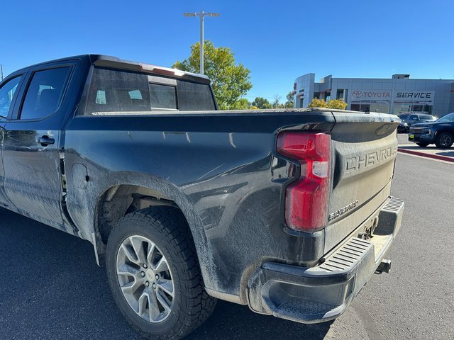 2021 Chevrolet Silverado 1500 RST photo 3