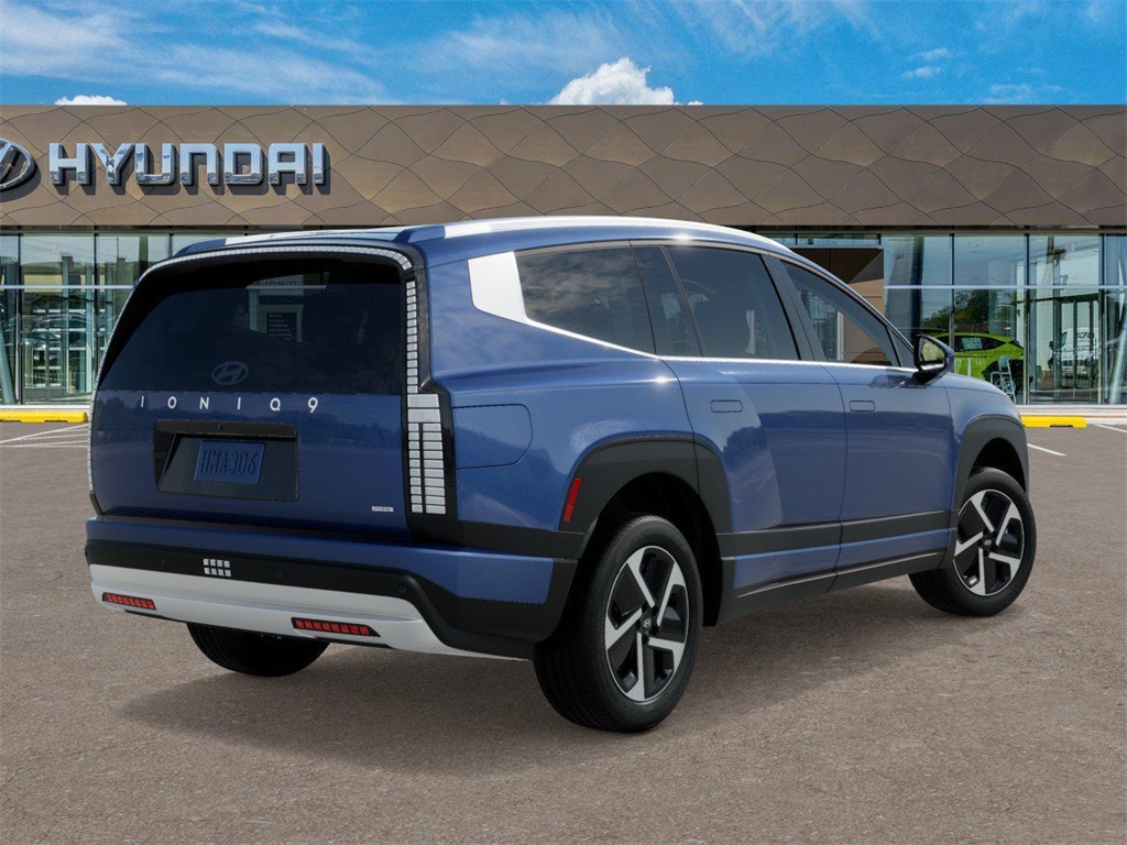 2026 Hyundai Ioniq SE photo 4