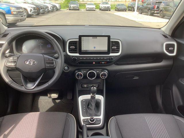 2025 Hyundai Venue Limited photo 26