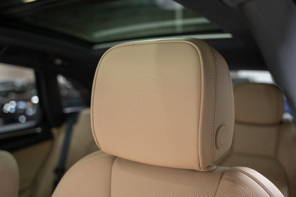 2024 Porsche Macan photo 15