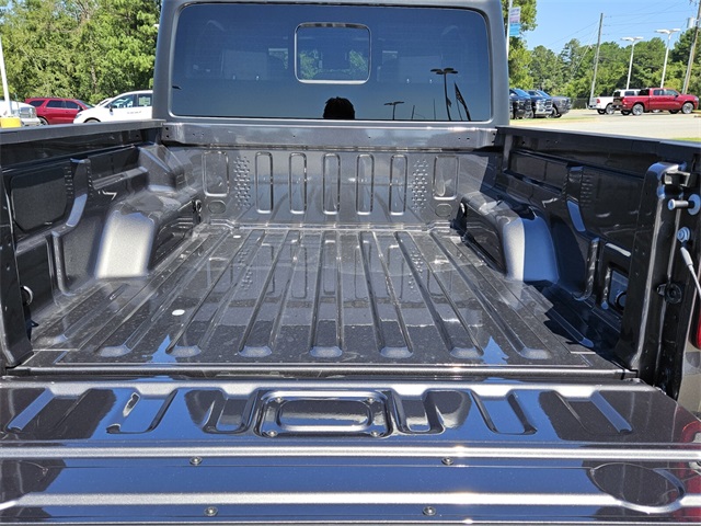 2025 Jeep Gladiator Sport S photo 11