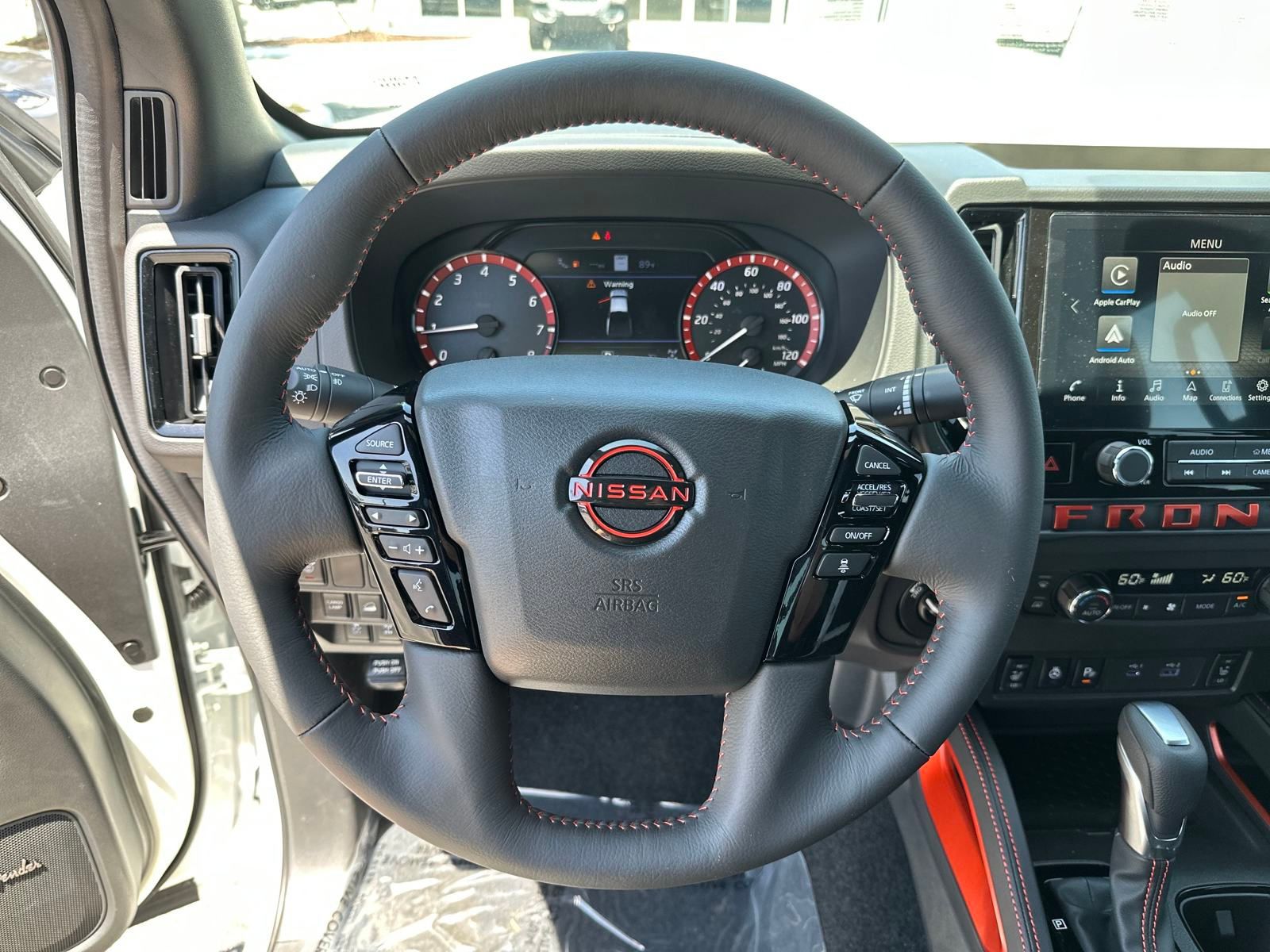 2025 Nissan Frontier PRO-4X photo 10
