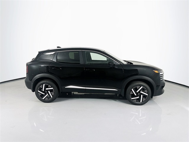 2026 Nissan Kicks SV photo 8