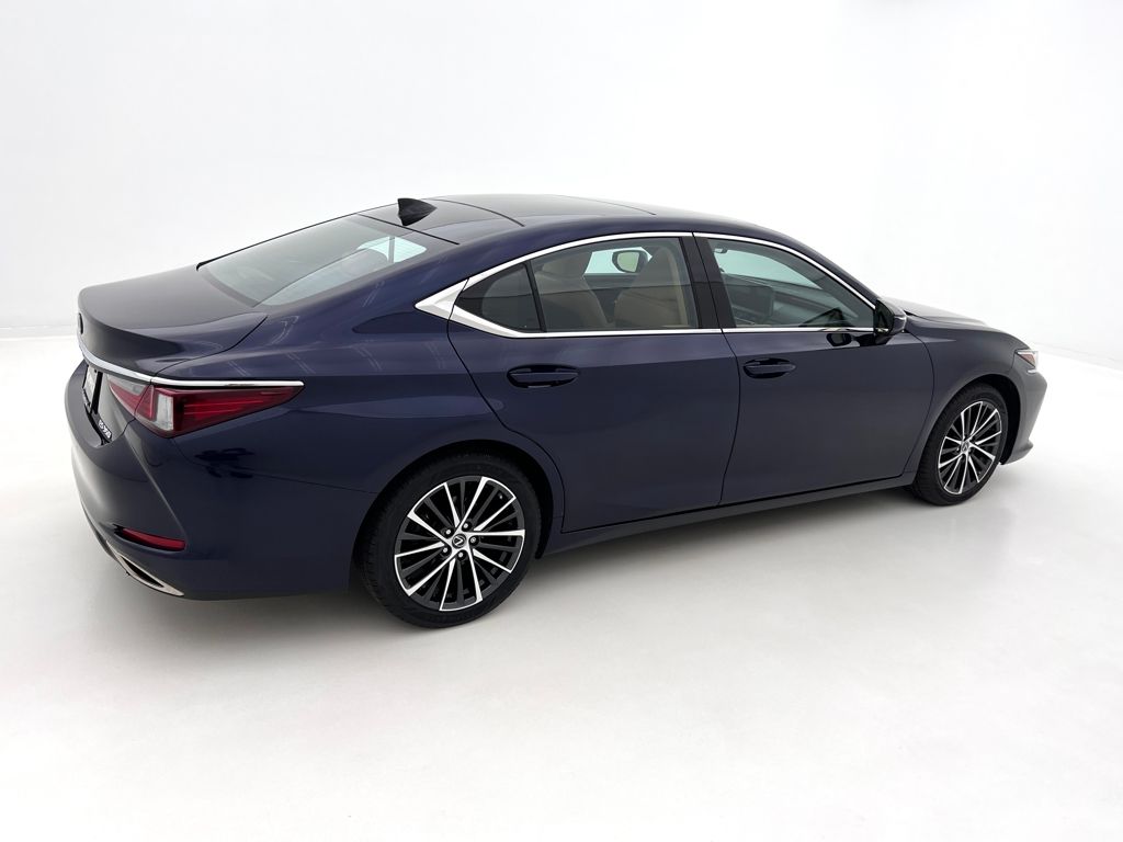 2023 Lexus ES 350 photo 7
