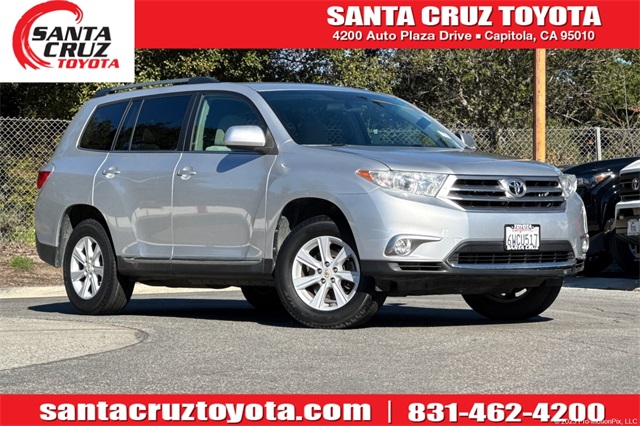 2012 Toyota Highlander Base's photo
