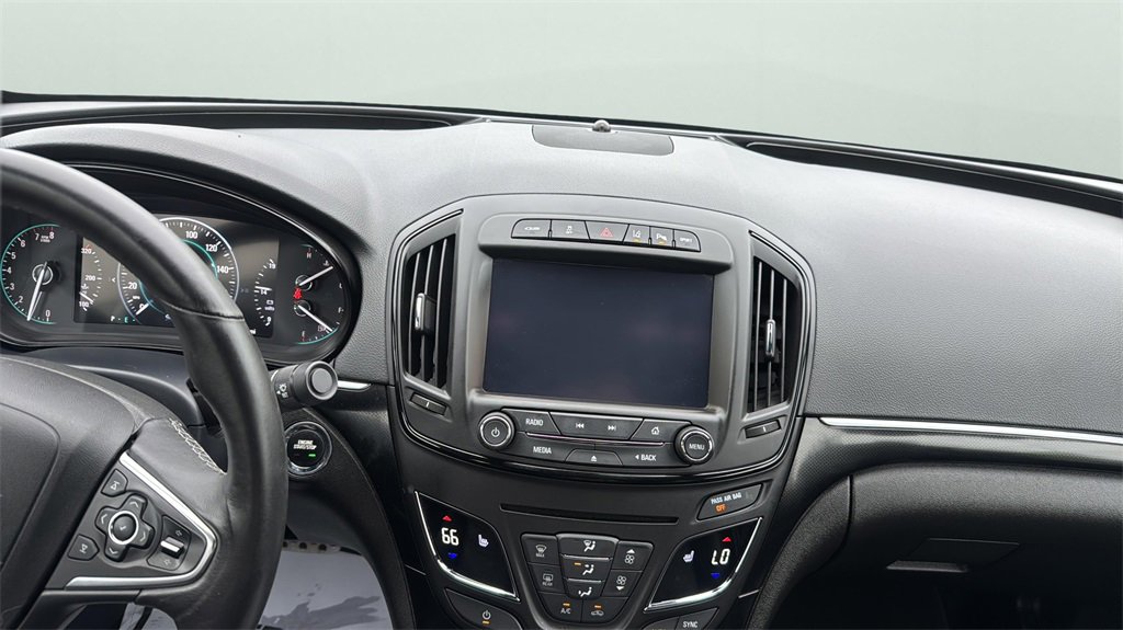 2016 Buick Regal GS photo 15