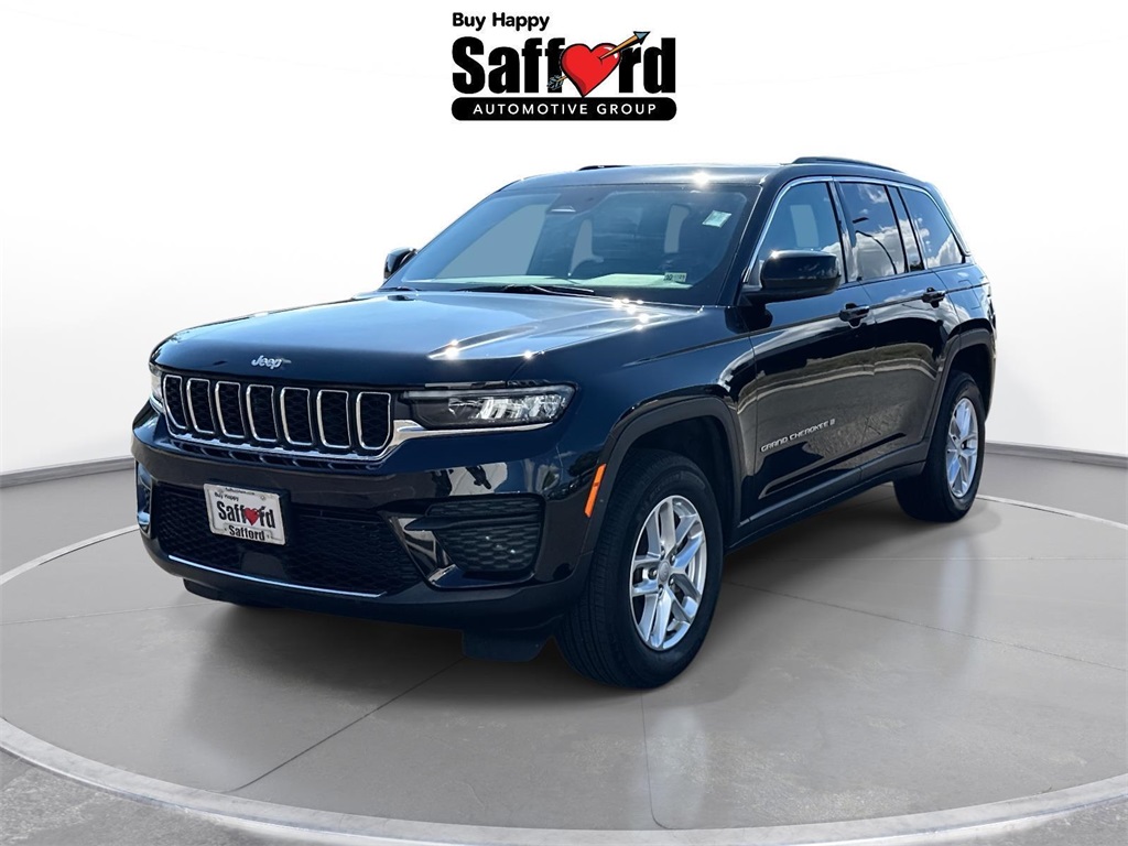 2025 Jeep Grand Cherokee Laredo's photo