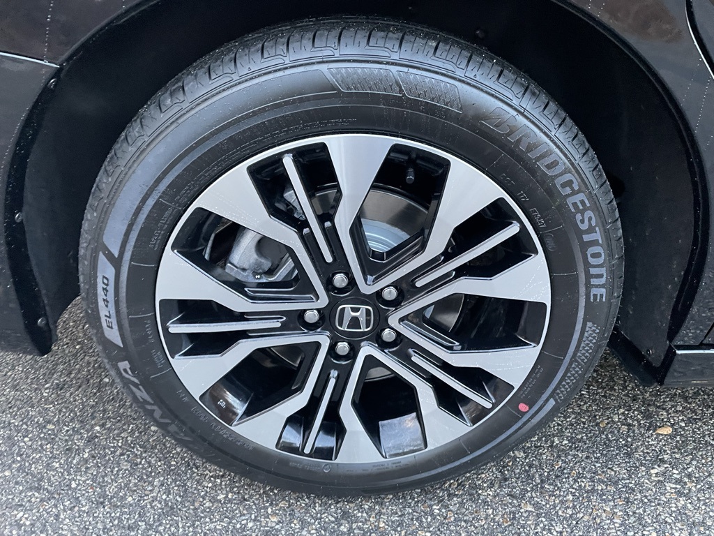 2026 Honda Odyssey Elite photo 4