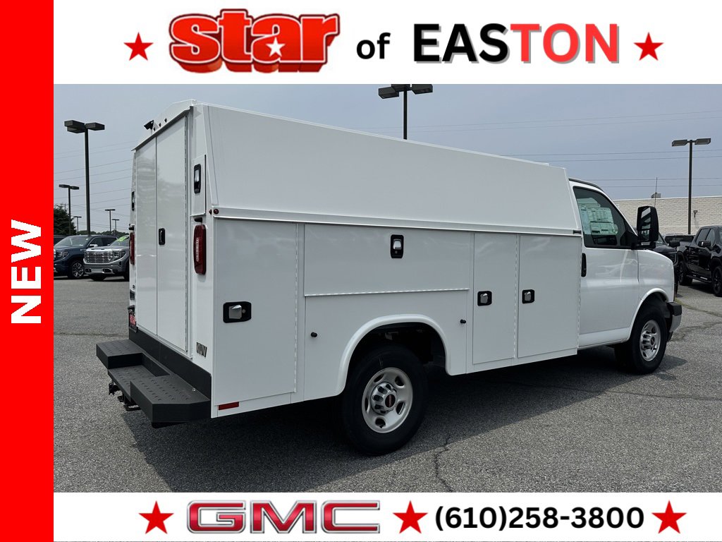 2025 Gmc Savana Cutaway 3500 photo 7