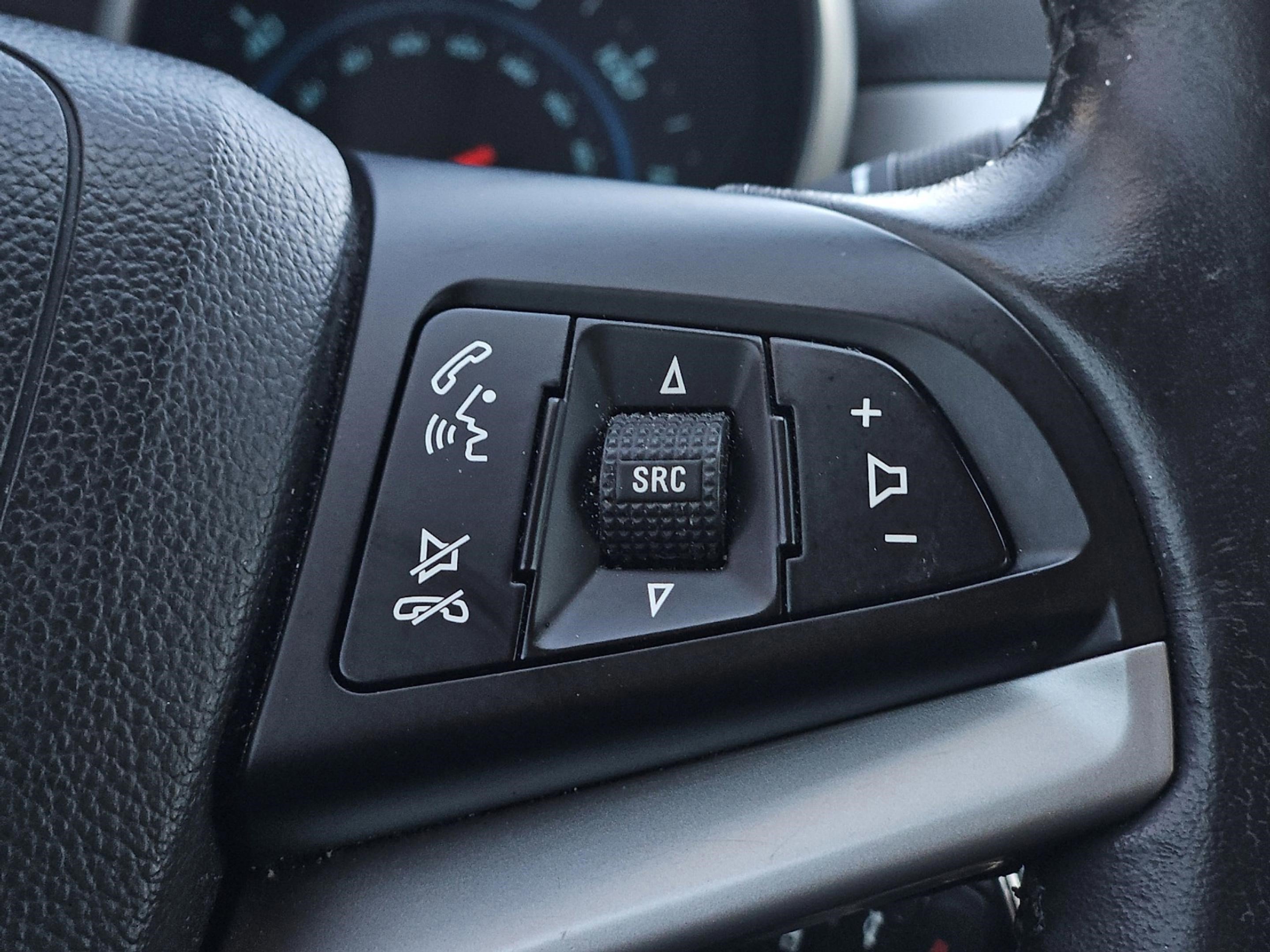 2014 Chevrolet Cruze photo 23