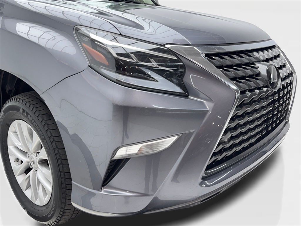 2021 Lexus GX 460 photo 2