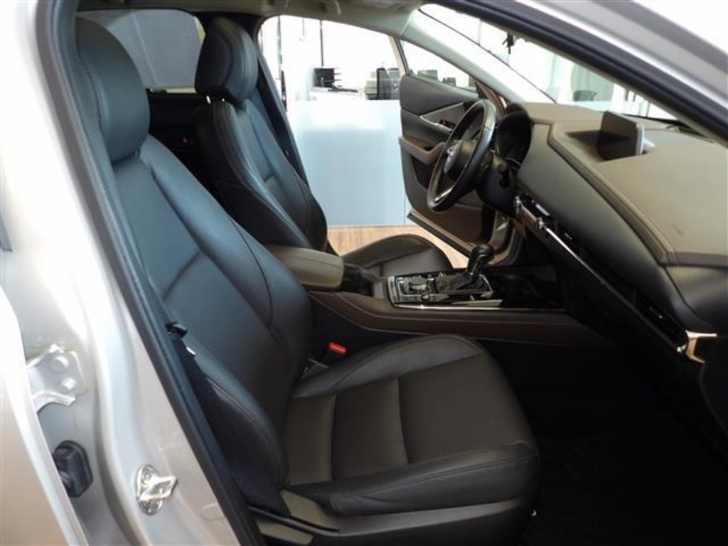 2023 Mazda CX-30 2.5 S Premium photo 14