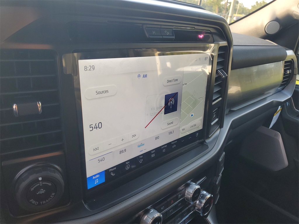 2025 Ford F-150 Lariat photo 15
