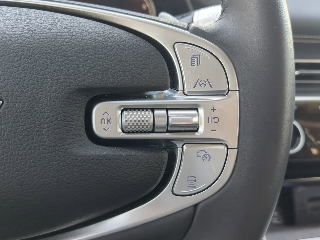 2024 Genesis GV80 3.5T Advanced photo 26