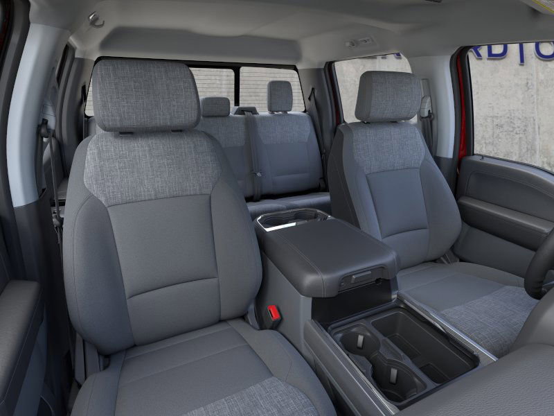 2026 Ford F-250 XLT photo 2