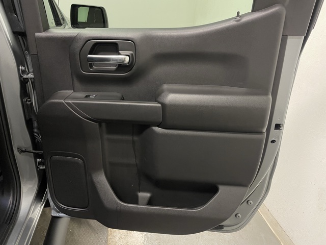 2024 Chevrolet Silverado 1500 Custom photo 16