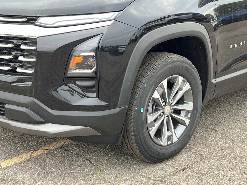2026 Chevrolet Equinox LT photo 8