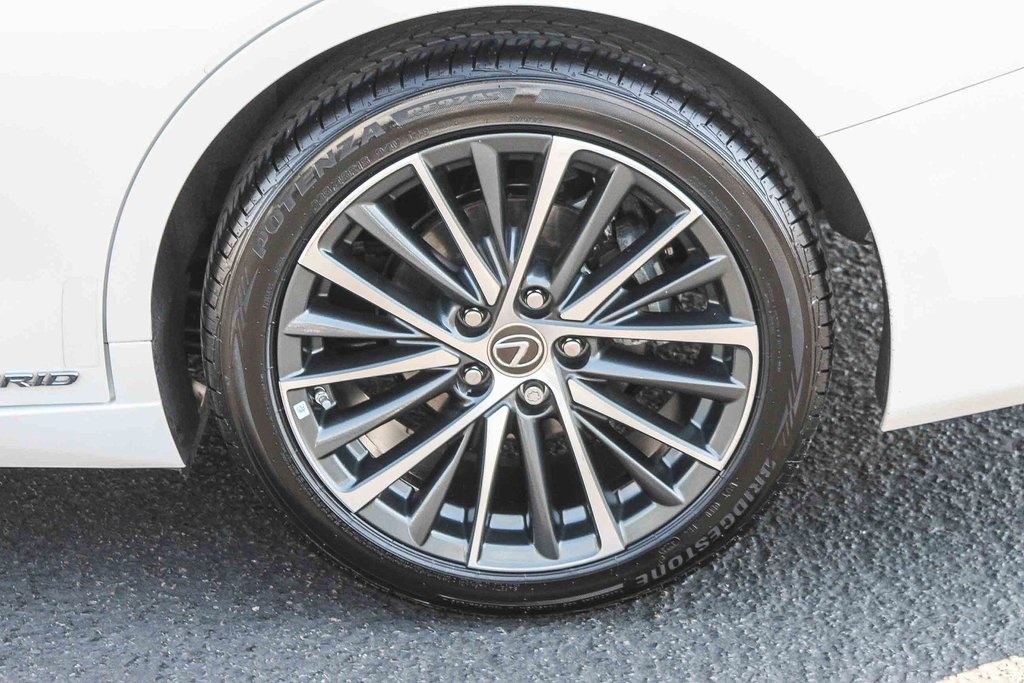 2022 Lexus ES 300h photo 6