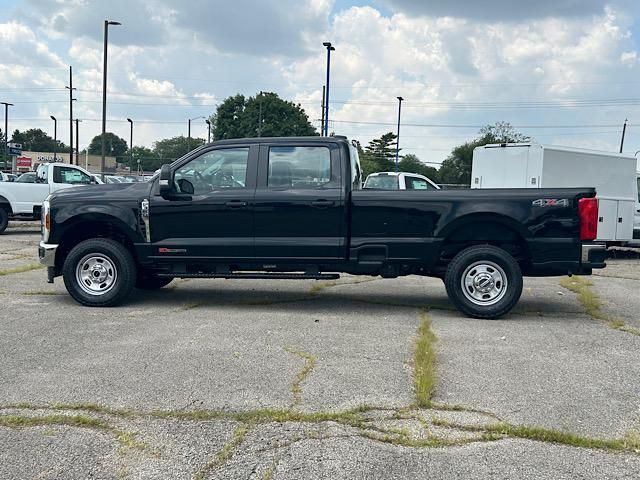 2026 Ford F-350 XL photo 4