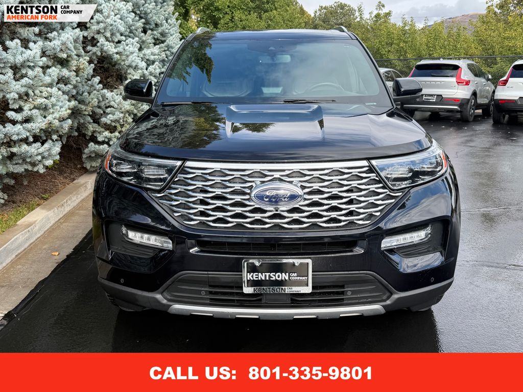 2021 Ford Explorer Platinum photo 2