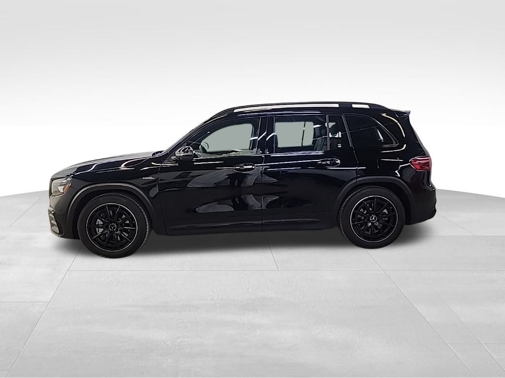 2025 Mercedes Benz GLB AMG 35 4MATIC photo 3