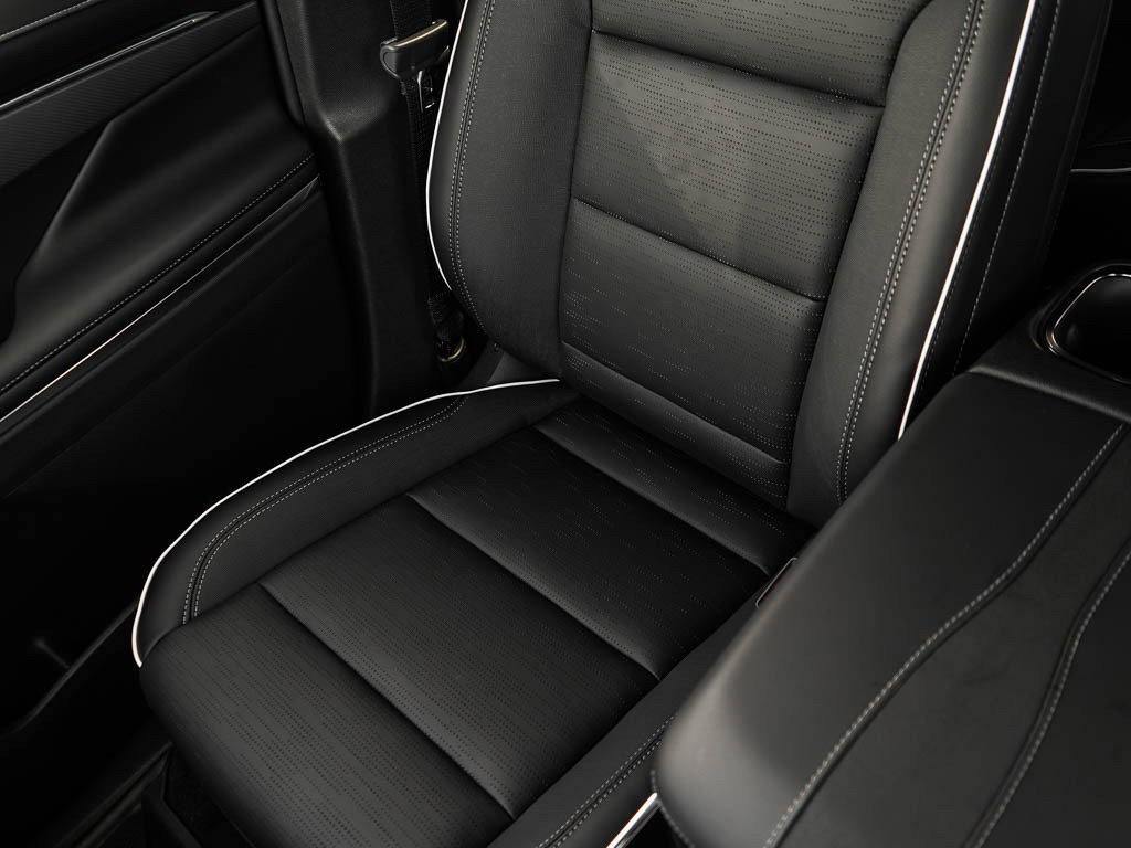 2026 Buick Enclave Sport Touring photo 27