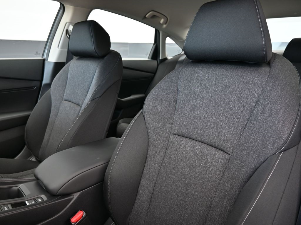 2025 Honda Accord 1.5T LX photo 14