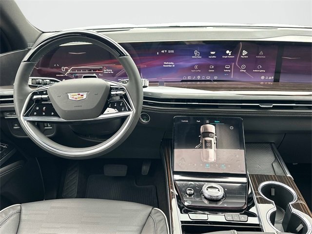 2026 Cadillac Escalade Luxury photo 2