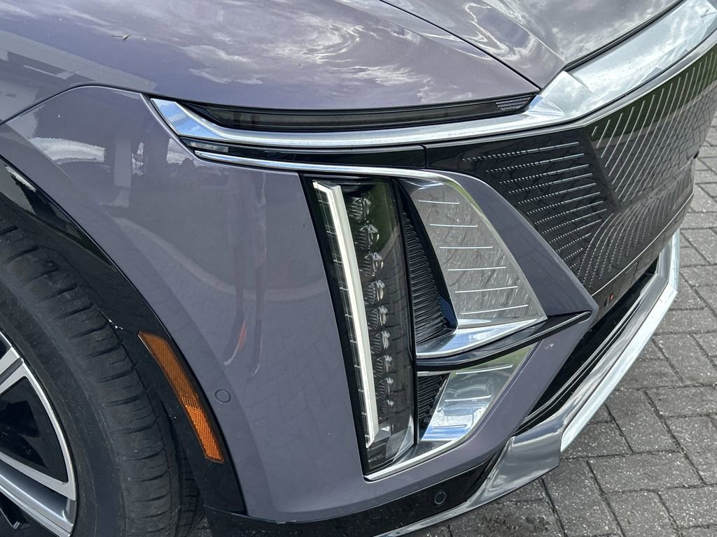 2026 Cadillac Lyriq Luxury photo 7
